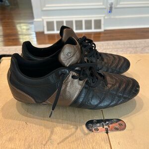 Unozero BLACK MODELO 1.0 FG